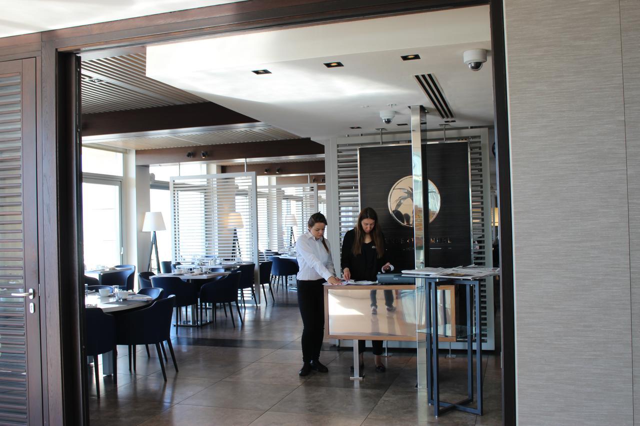 First Class Marina Herzlia Herzelia Exterior foto